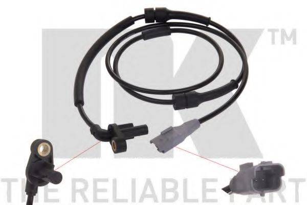 EURODEAL AUTOPARTS 10 17 055 Датчик, частота обертання колеса