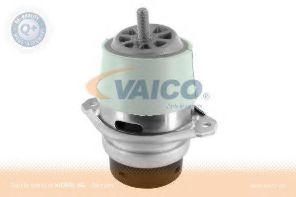 VAG 7L8 199 131 F Підвіска, двигун