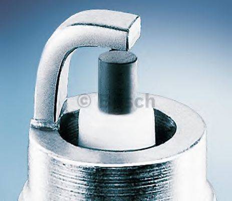 BOSCH 7990 Свічка запалювання