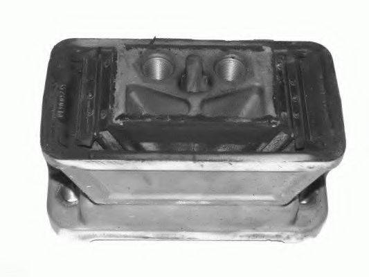 MERCEDES-BENZ 620 240 05 18 Підвіска, двигун