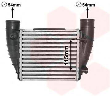 AUDI 8E0145806Q Інтеркулер
