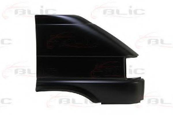AUDI 701821106 Крило