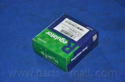 HYUNDAI 3737045100 Регулятор генератора